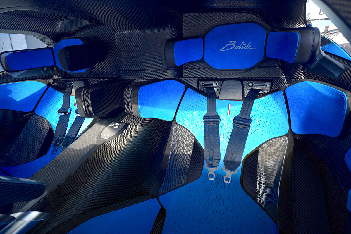 High-End-Sitzentwicklung und Motorsport-Erfahrung vereint im Bugatti Bolide